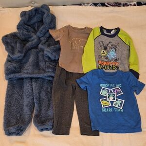 Bundle Of Boys Clothing Size 18-24 Months